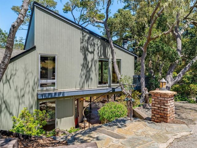 1987 Dorking Avenue, Cambria, CA 93428