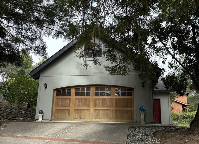 1987 Dorking Avenue, Cambria, CA 93428