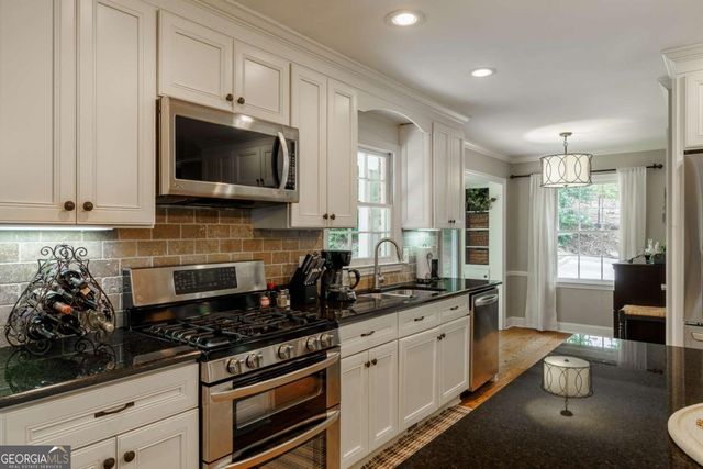530 Westview Drive, Athens, GA 30606
