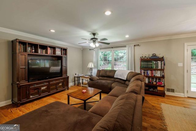 530 Westview Drive, Athens, GA 30606