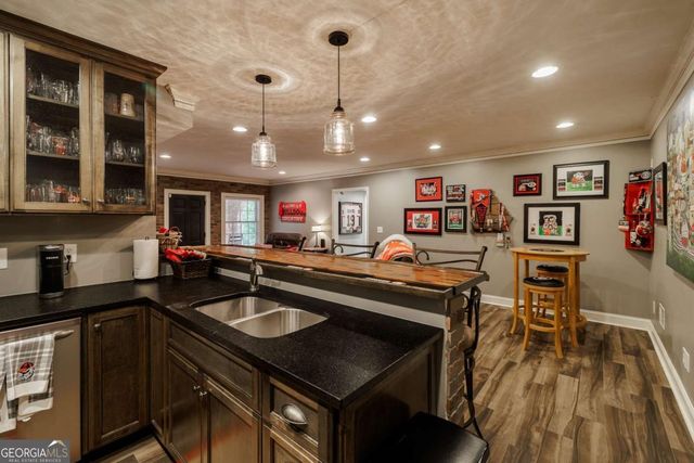 530 Westview Drive, Athens, GA 30606