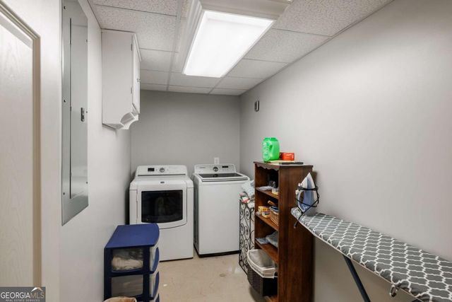 530 Westview Drive, Athens, GA 30606