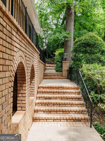 530 Westview Drive, Athens, GA 30606