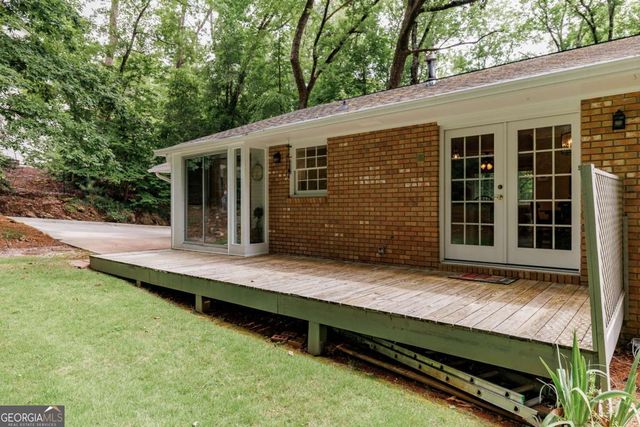 530 Westview Drive, Athens, GA 30606