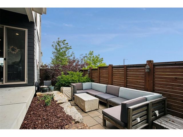 5548 Valentia Ct, Denver, CO 80238