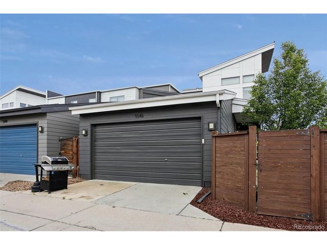 5548 Valentia Ct, Denver, CO 80238
