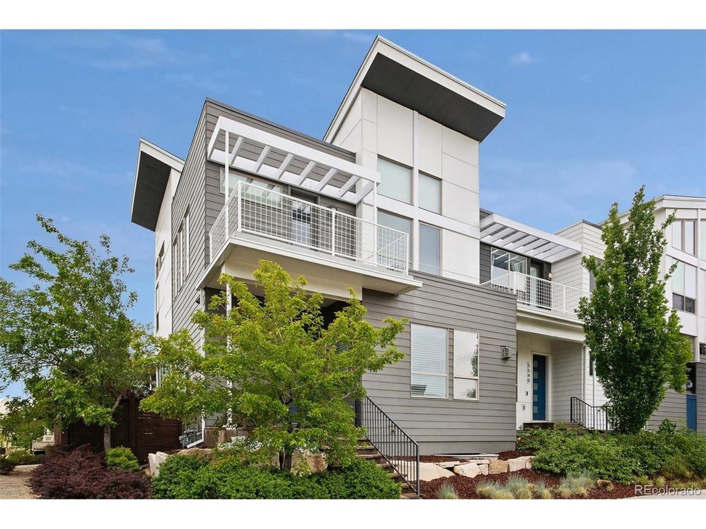 5548 Valentia Ct, Denver, CO 80238