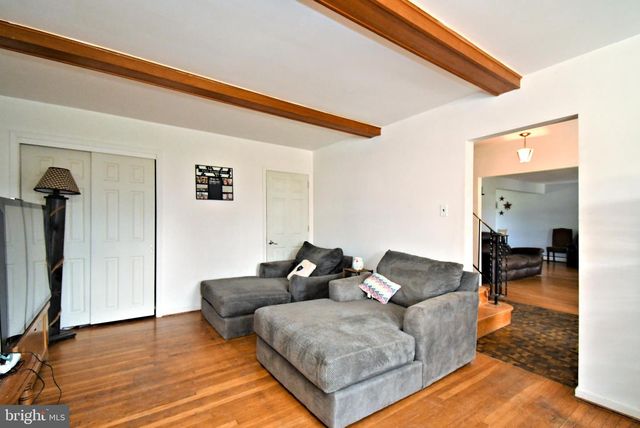 109 OLD AIRPORT RD, Douglassville, PA 19518