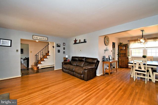 109 OLD AIRPORT RD, Douglassville, PA 19518