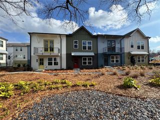 1407 Cozy Circle SE 329, Atlanta, GA 30315