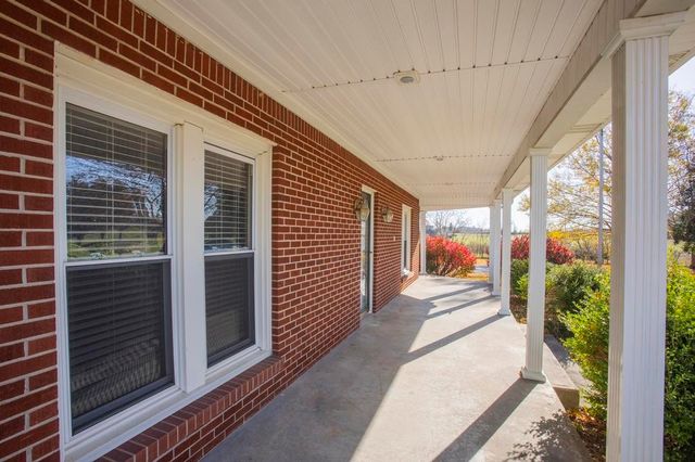 620 Cook Rd, Portland, TN 37148