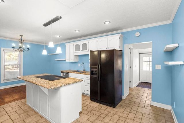 620 Cook Rd, Portland, TN 37148