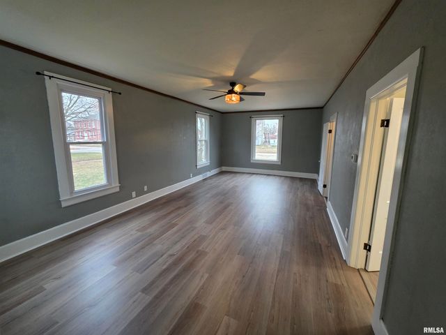 413 12TH Avenue, Fulton, IL 61252