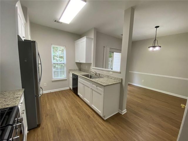 677 Kenridge Drive, Suwanee, GA 30024