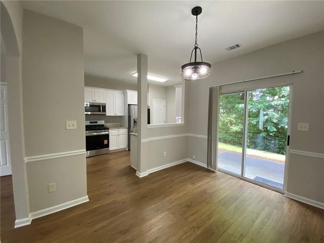 677 Kenridge Drive, Suwanee, GA 30024