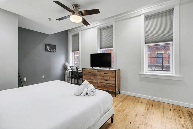 35 E 13th Street, Cincinnati, OH 45202