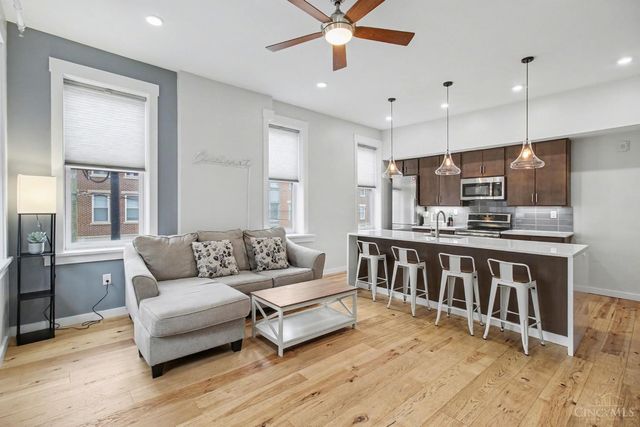 35 E 13th Street, Cincinnati, OH 45202