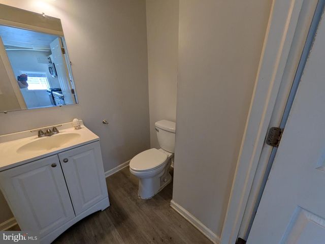 860 VELDE AVE, Pennsauken, NJ 08110