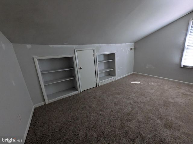 860 VELDE AVE, Pennsauken, NJ 08110