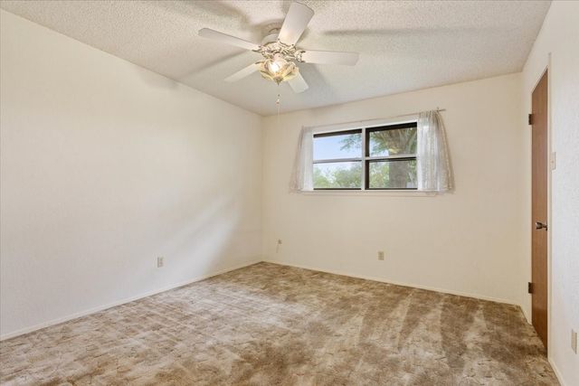 357 S Lindenwood, Hewitt, TX 76643