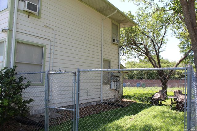 204 SENISA DR, San Antonio, TX 78228