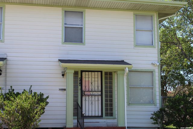 204 SENISA DR, San Antonio, TX 78228