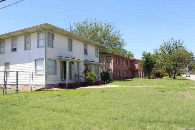 204 SENISA DR, San Antonio, TX 78228