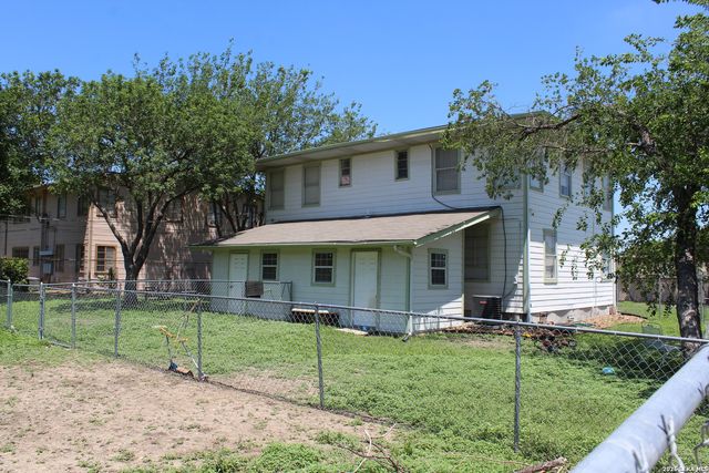 204 SENISA DR, San Antonio, TX 78228
