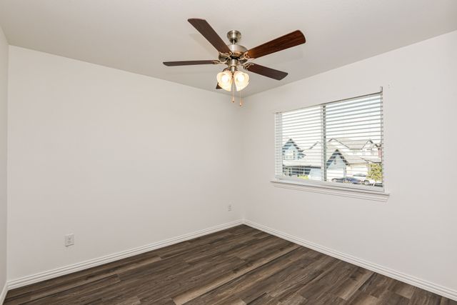 7336 Parkside Place Drive, North Richland Hills, TX 76180