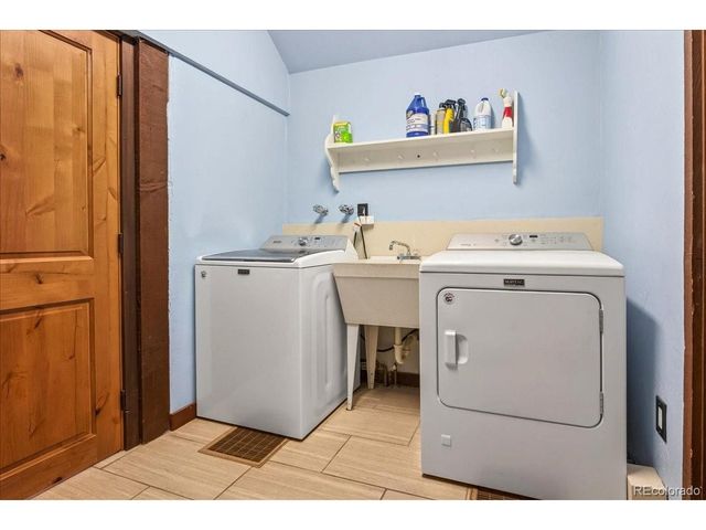 24386 Currant Dr, Golden, CO 80401