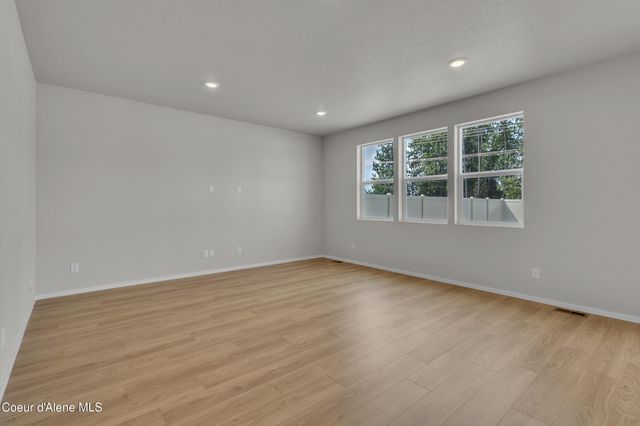 4909 W Homeward Bound BLVD, Coeur D'alene, ID 83815