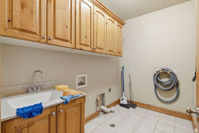 3879 LONDON LN, Santa Clara, UT 84765