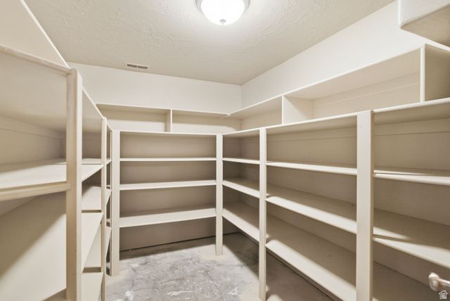 3879 LONDON LN, Santa Clara, UT 84765