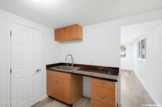 4008 Allan Place, Anchorage, AK 99508