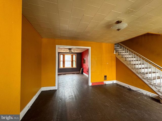 223 ASCOT PL NE, Washington, DC 20002