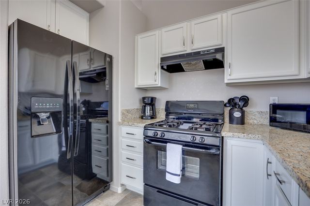 9588 Ensworth Street, Las Vegas, NV 89123