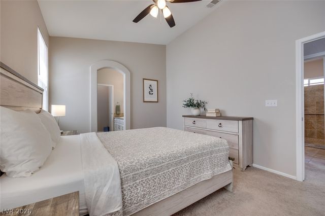 9588 Ensworth Street, Las Vegas, NV 89123