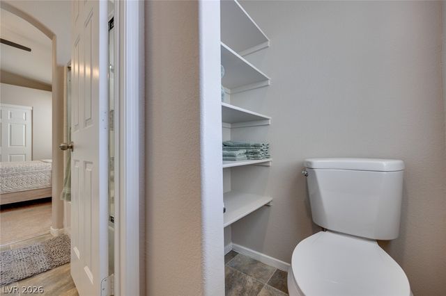 9588 Ensworth Street, Las Vegas, NV 89123