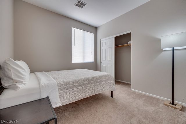 9588 Ensworth Street, Las Vegas, NV 89123