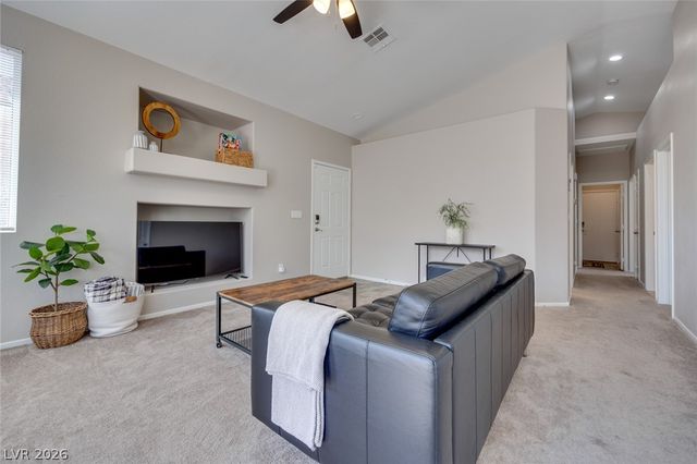 9588 Ensworth Street, Las Vegas, NV 89123
