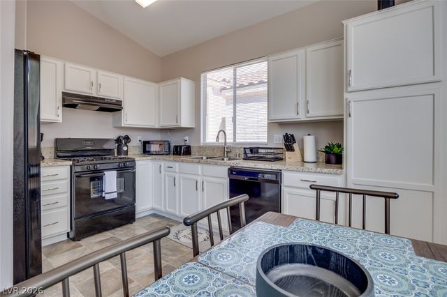 9588 Ensworth Street, Las Vegas, NV 89123