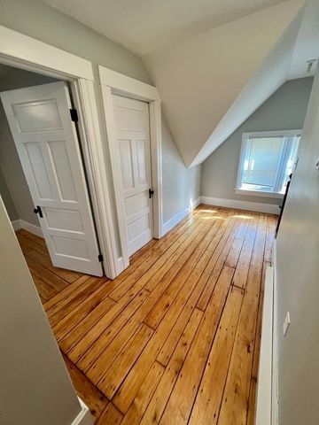 130 Vernon Street 2, Worcester, MA 01610