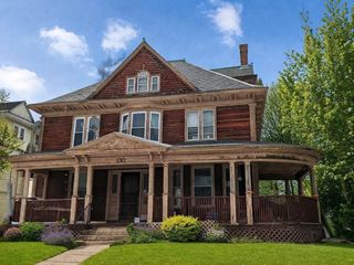 130 Vernon Street 2, Worcester, MA 01610