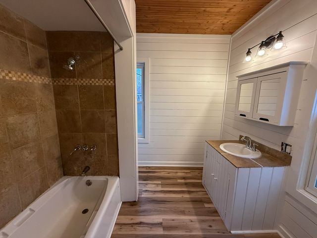3967 Berrien Street, Weesaw Twp, MI 49125