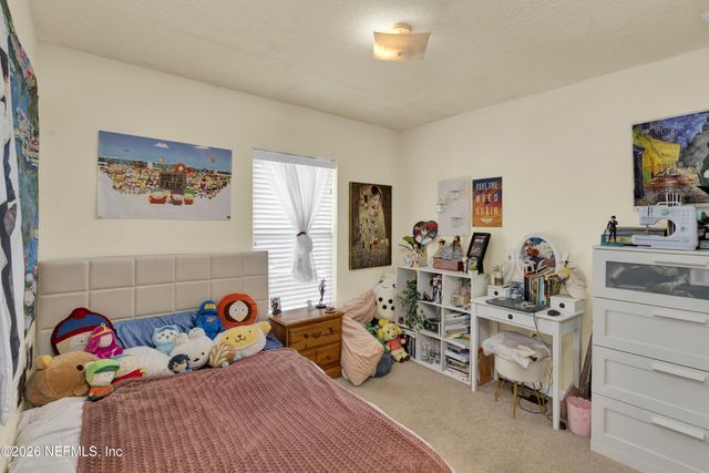 6111 MAGGIES Circle 115, Jacksonville, FL 32244