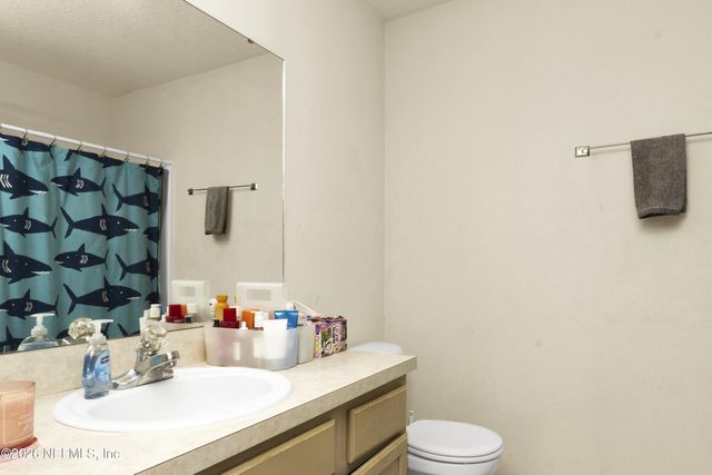 6111 MAGGIES Circle 115, Jacksonville, FL 32244