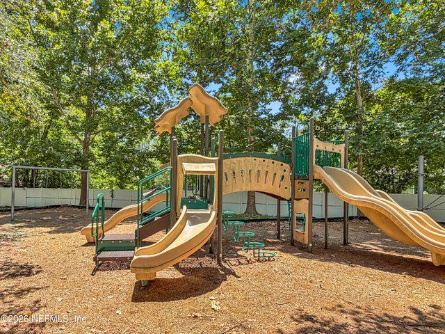 6111 MAGGIES Circle 115, Jacksonville, FL 32244