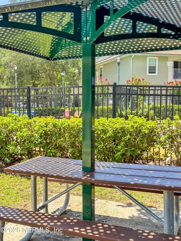 6111 MAGGIES Circle 115, Jacksonville, FL 32244