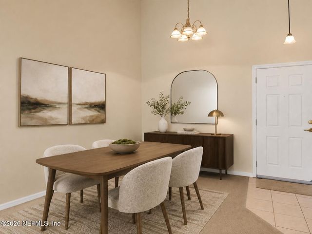 6111 MAGGIES Circle 115, Jacksonville, FL 32244