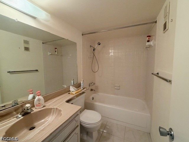3490 N Key DR 506, North Fort Myers, FL 33903